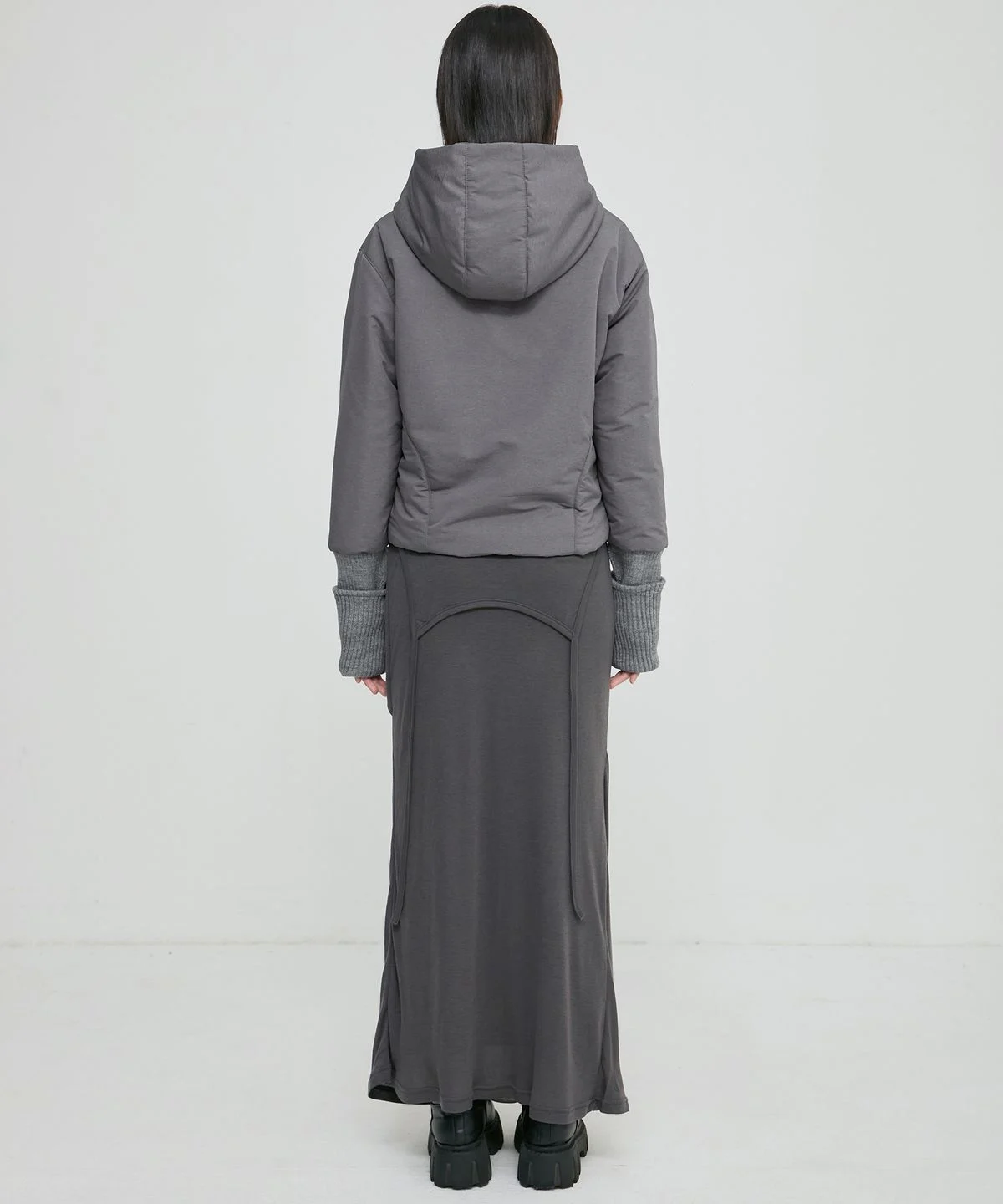 디자인만 보고 고른 플레어업 Hooded Asymmetrical Puffer Jacket FL-053_Gray 입어보니 핏이랑 가벼움이 대박이에요 · 상품 이미지 4